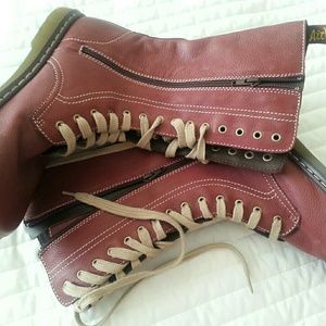 COPY - DR. MARTENS BOOTS